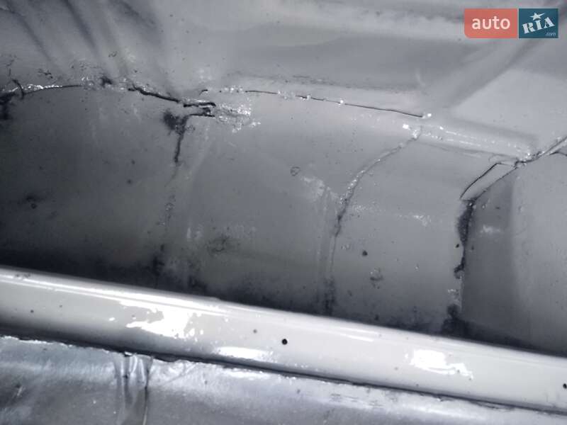 Седан Mercedes-Benz E-Class 1996 в Львові