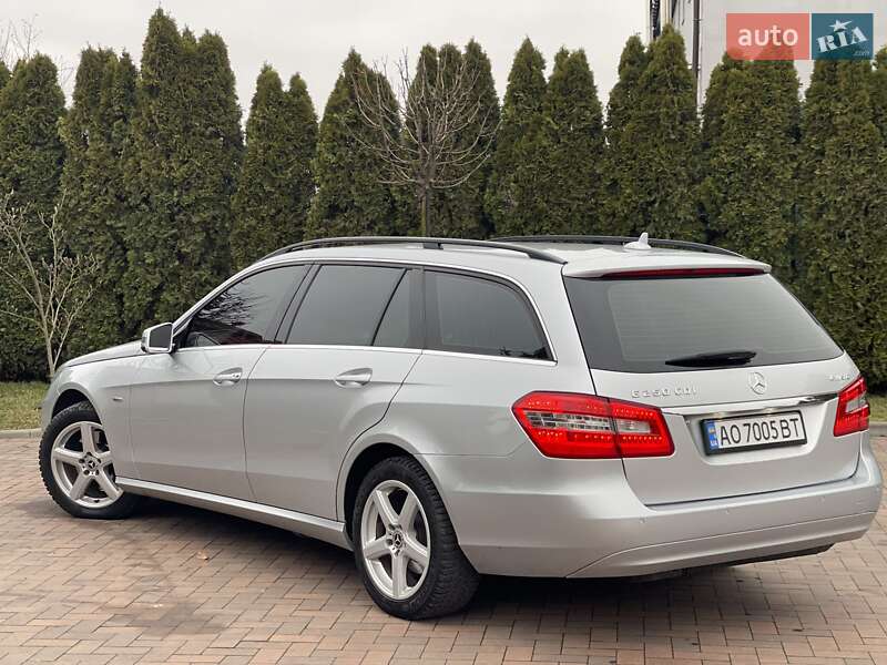 Универсал Mercedes-Benz E-Class 2012 в Ивано-Франковске