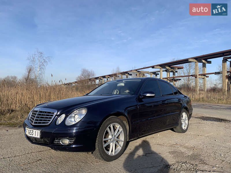 Седан Mercedes-Benz E-Class 2007 в Калуше