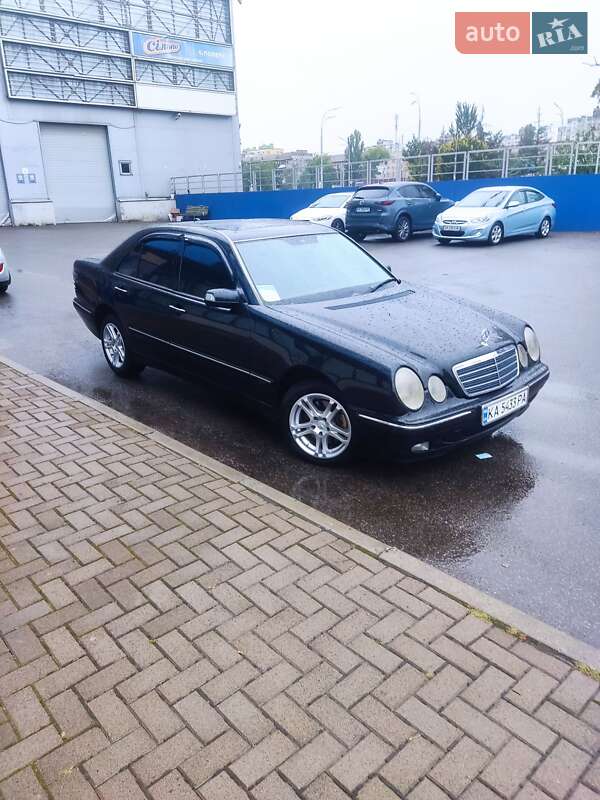 Mercedes-Benz E-Class 2001 Mercedes-Benz E-Class 2001