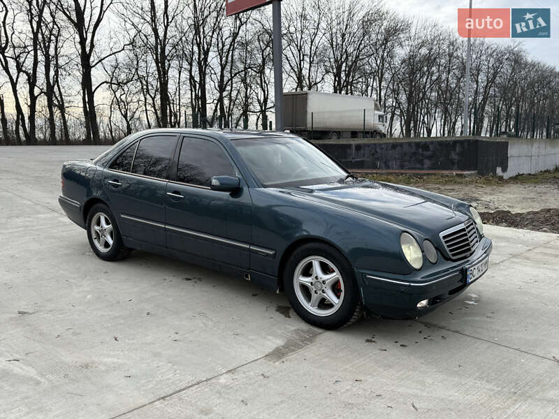 Mercedes-Benz E-Class 2001 Mercedes-Benz E-Class 2001
