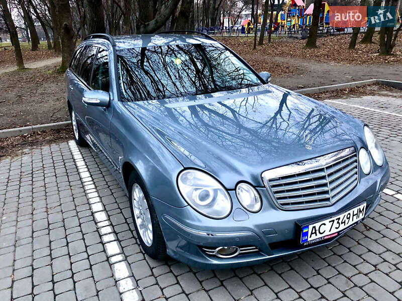 Mercedes-Benz E-Class 2004