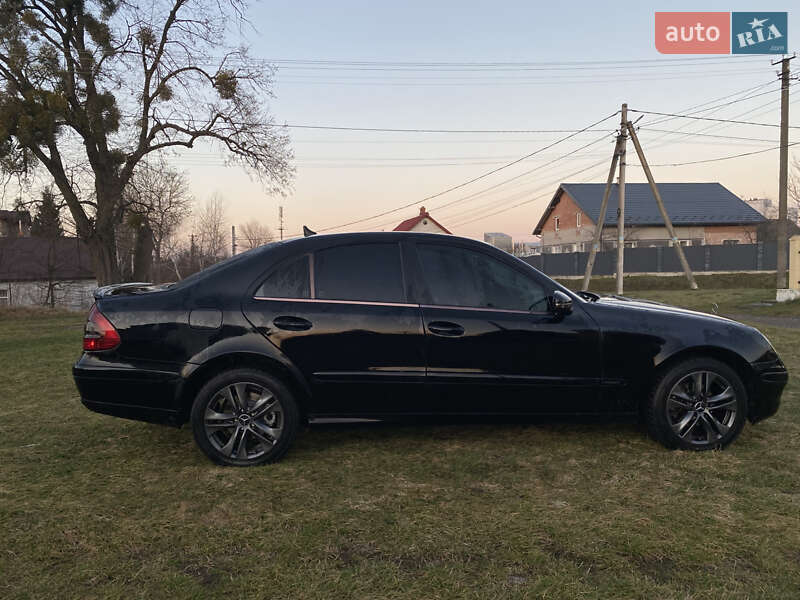 Седан Mercedes-Benz E-Class 2008 в Львові фото 4 Седан Mercedes-Benz E-Class 2008 в Львові