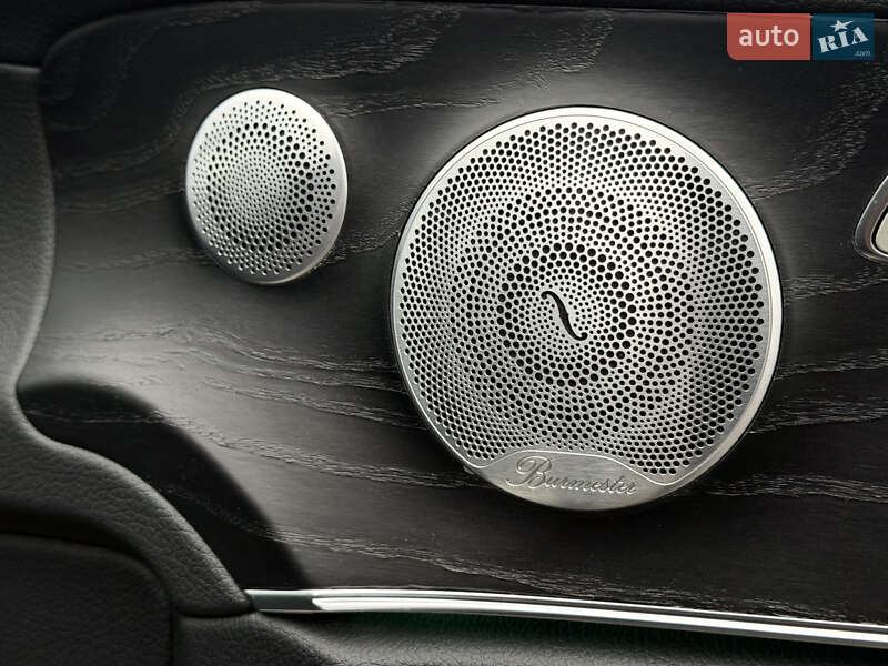 Купе Mercedes-Benz E-Class 2020 в Киеве фото 24 Купе Mercedes-Benz E-Class 2020 в Киеве