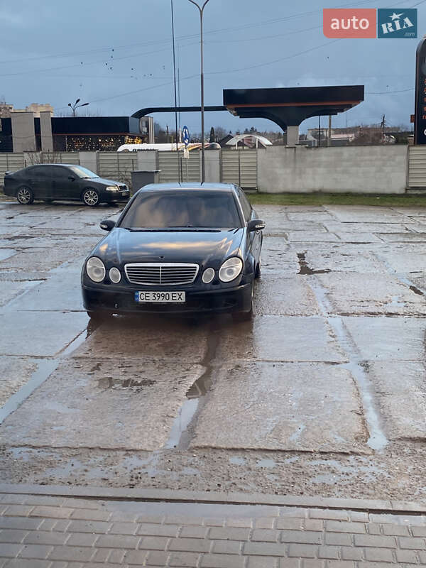 Mercedes-Benz E-Class 2002