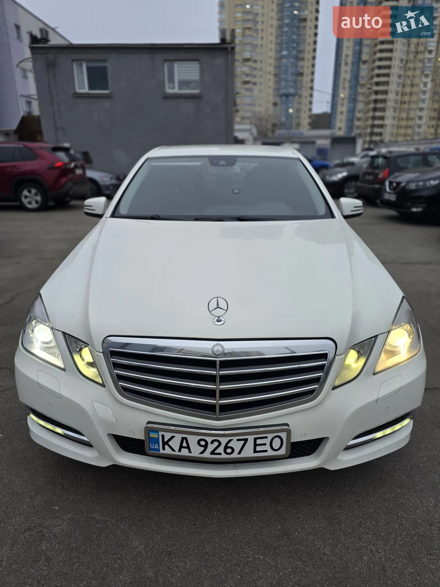 2011 Mercedes-Benz E-klasse - мініатюра 2