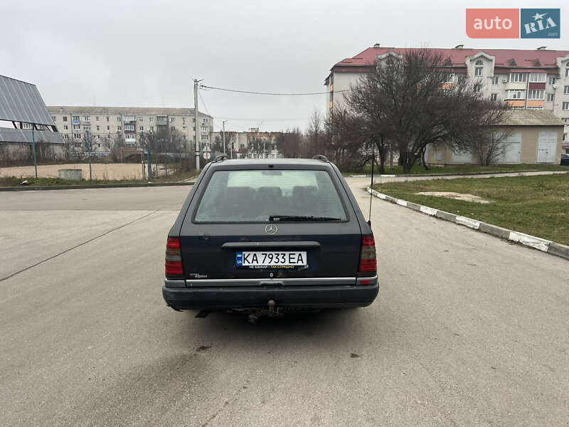 Універсал Mercedes-Benz E-Class 1993 в Богуславі