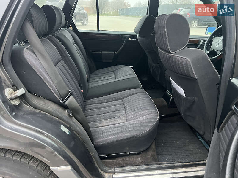 Універсал Mercedes-Benz E-Class 1993 в Богуславі