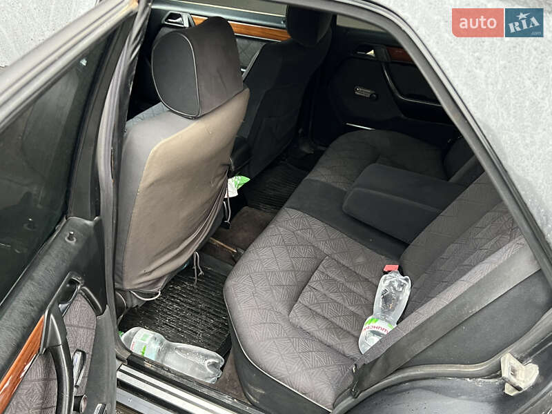 Седан Mercedes-Benz E-Class 1994 в Ровно