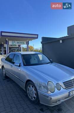 Седан Mercedes-Benz E-Class 2001 в Чернівцях