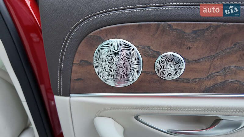 Седан Mercedes-Benz E-Class 2016 в Києві