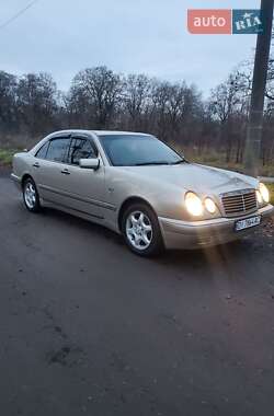 Седан Mercedes-Benz E-Class 1999 в Світловодську