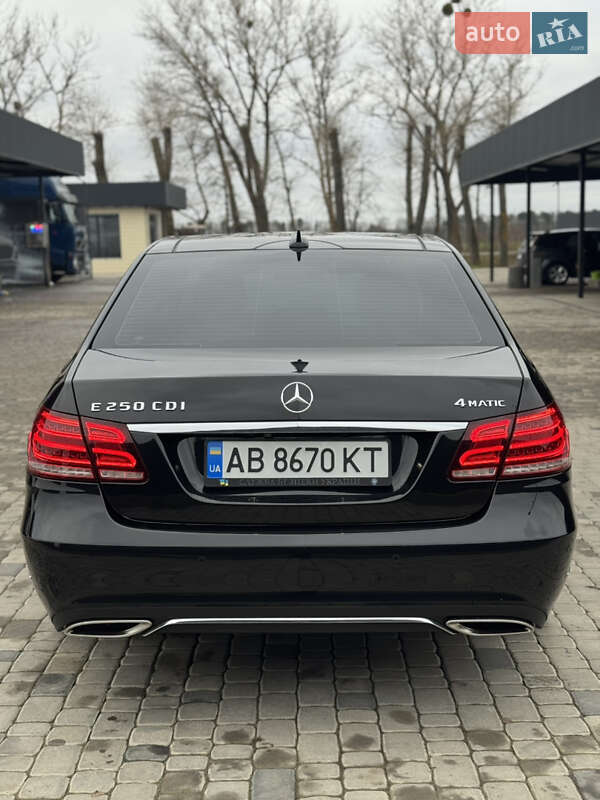 Седан Mercedes-Benz E-Class 2013 в Виннице