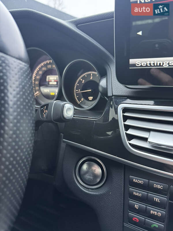 Седан Mercedes-Benz E-Class 2013 в Виннице