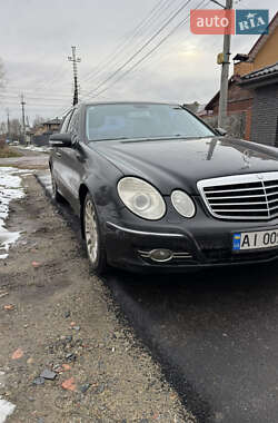 Седан Mercedes-Benz E-Class 2008 в Киеве