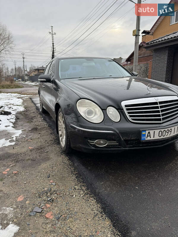 Mercedes-Benz E-Class 2008
