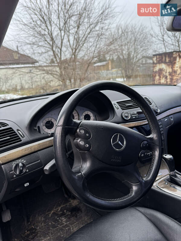 Седан Mercedes-Benz E-Class 2008 в Киеве