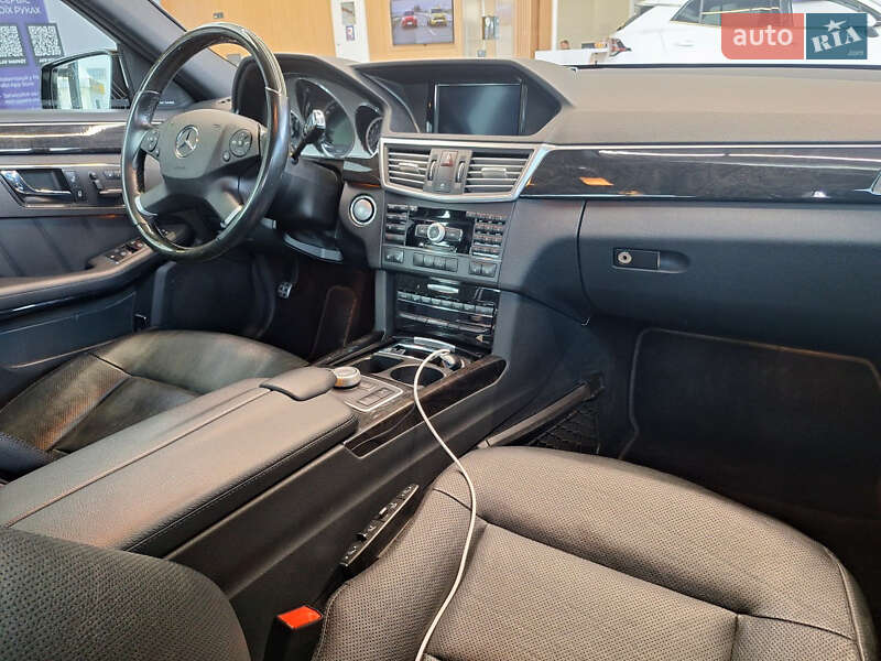 Седан Mercedes-Benz E-Class 2009 в Одесі