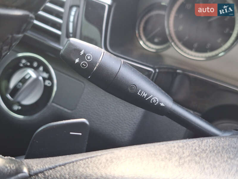 Седан Mercedes-Benz E-Class 2009 в Одесі