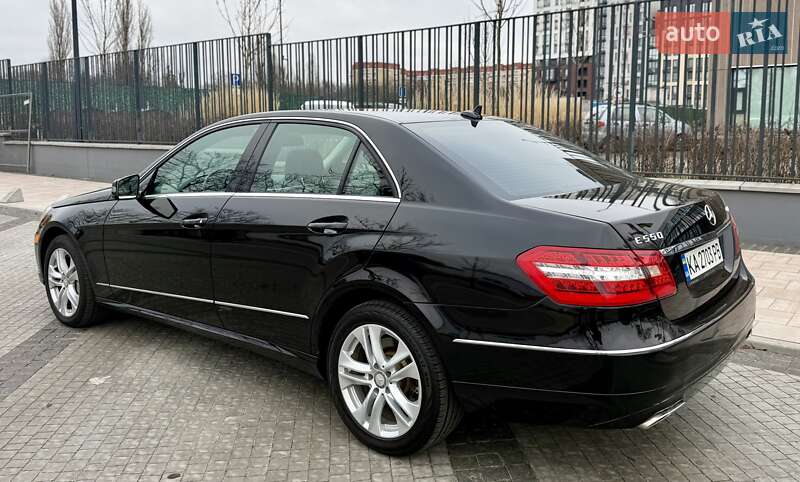 Седан Mercedes-Benz E-Class 2010 в Києві
