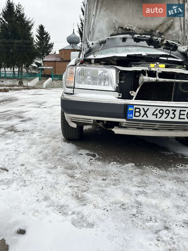 Седан Mercedes-Benz E-Class 1989 в Хмельницком фото 2 Седан Mercedes-Benz E-Class 1989 в Хмельницком