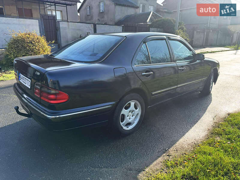 Седан Mercedes-Benz E-Class 2000 в Одесі