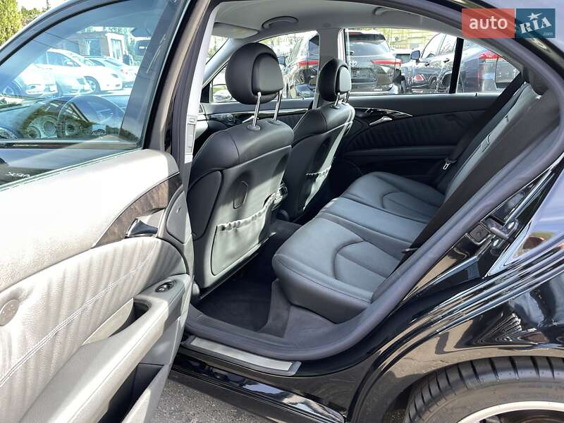 Седан Mercedes-Benz E-Class 2003 в Києві фото 25 Седан Mercedes-Benz E-Class 2003 в Києві