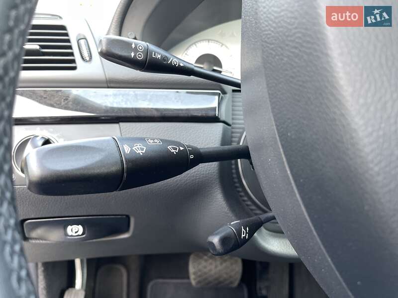 Седан Mercedes-Benz E-Class 2003 в Києві фото 35 Седан Mercedes-Benz E-Class 2003 в Києві