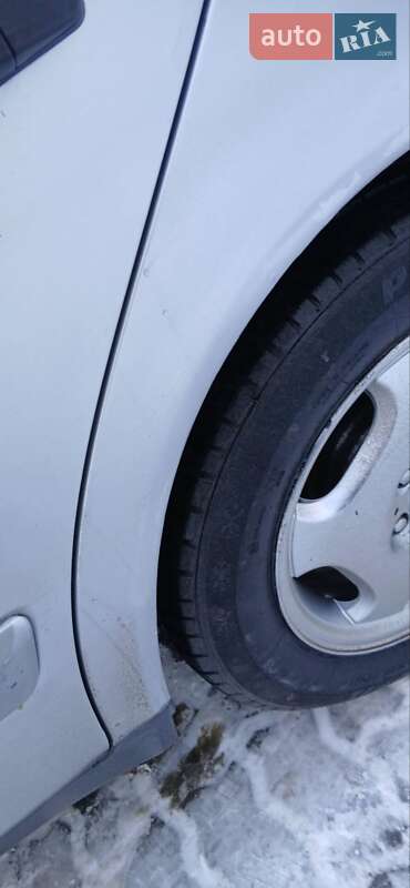 Седан Mercedes-Benz E-Class 1996 в Бориславе