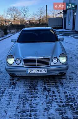 Седан Mercedes-Benz E-Class 1996 в Бориславе