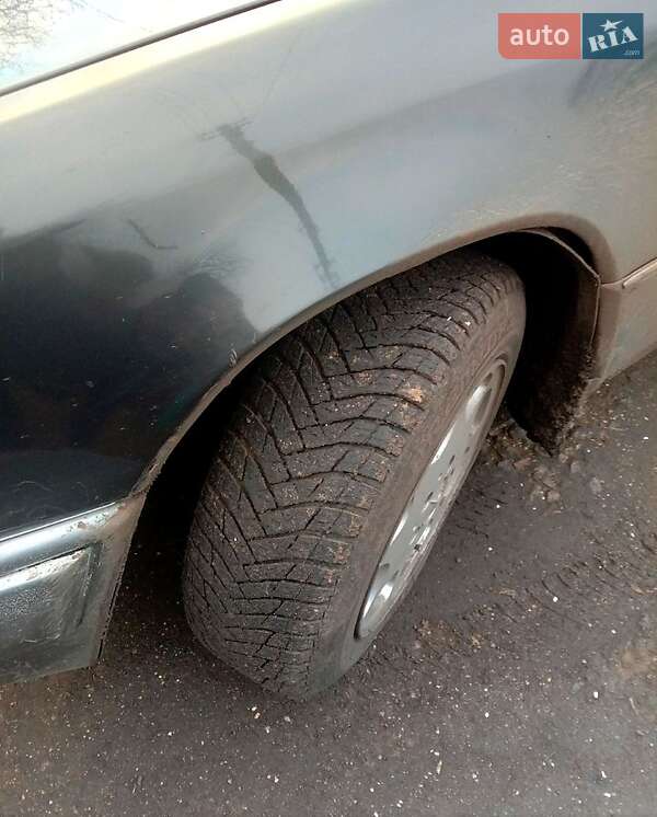 Седан Mercedes-Benz E-Class 1995 в Березівці фото 2 Седан Mercedes-Benz E-Class 1995 в Березівці