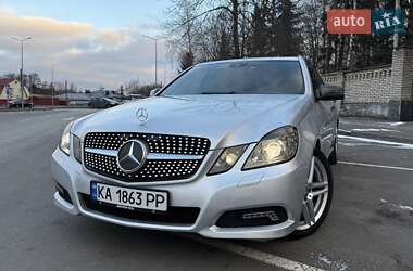 Седан Mercedes-Benz E-Class 2010 в Києві