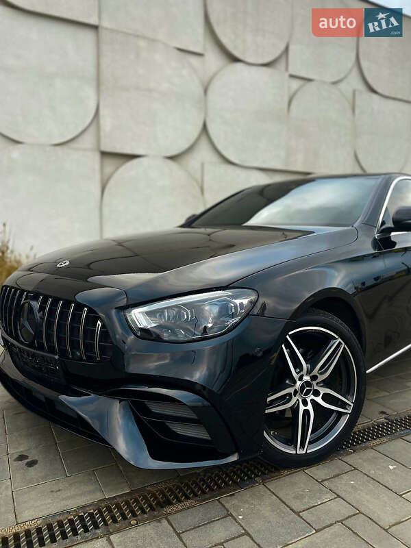 Седан Mercedes-Benz E-Class 2018 в Луцьку