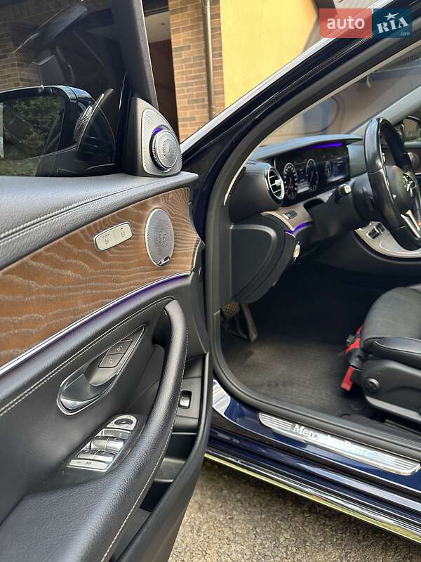 Седан Mercedes-Benz E-Class 2019 в Хусті