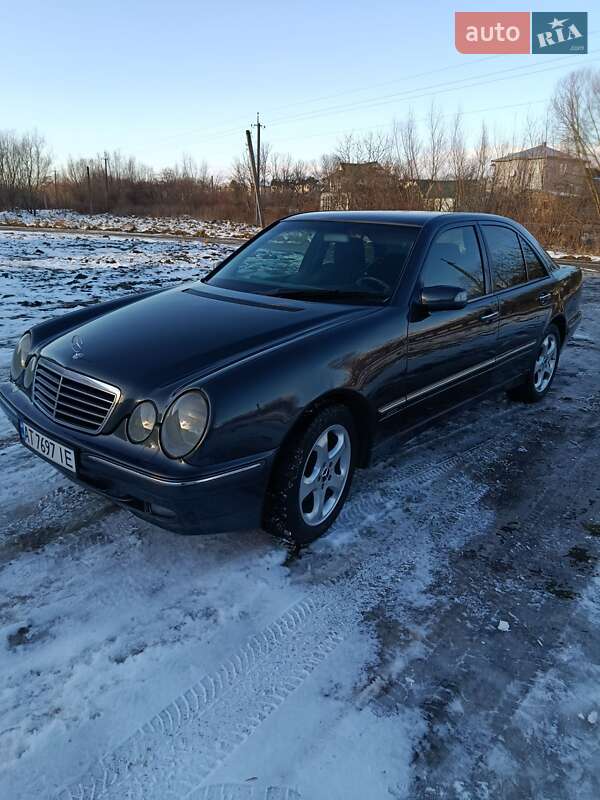Седан Mercedes-Benz E-Class 2001 в Коломые
