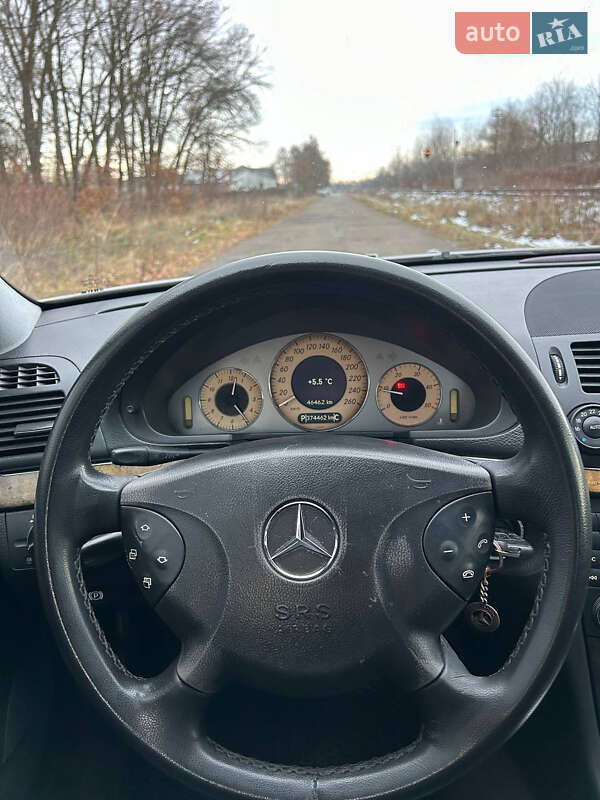 Седан Mercedes-Benz E-Class 2004 в Коломые фото 32 Седан Mercedes-Benz E-Class 2004 в Коломые