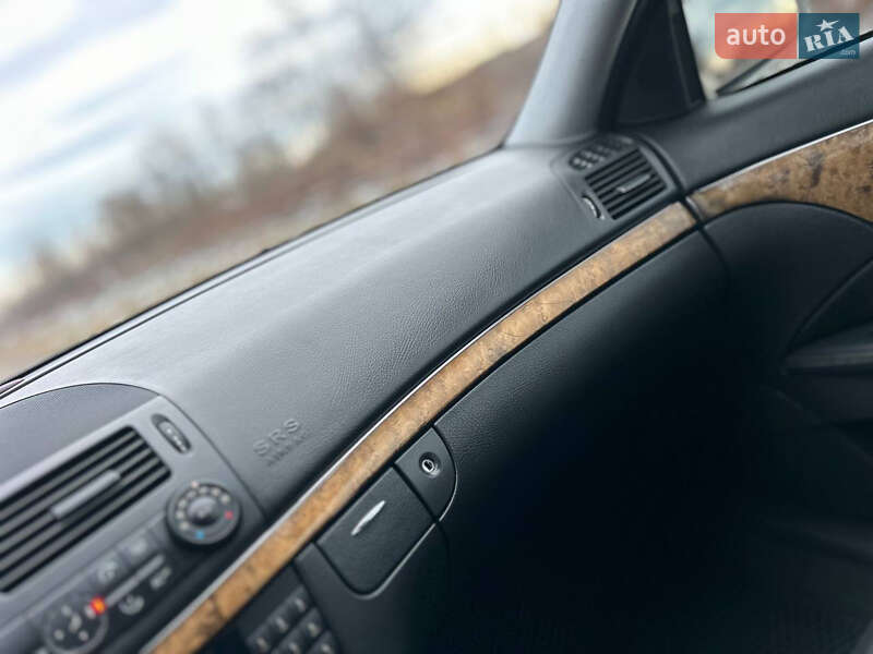 Седан Mercedes-Benz E-Class 2004 в Коломые фото 37 Седан Mercedes-Benz E-Class 2004 в Коломые