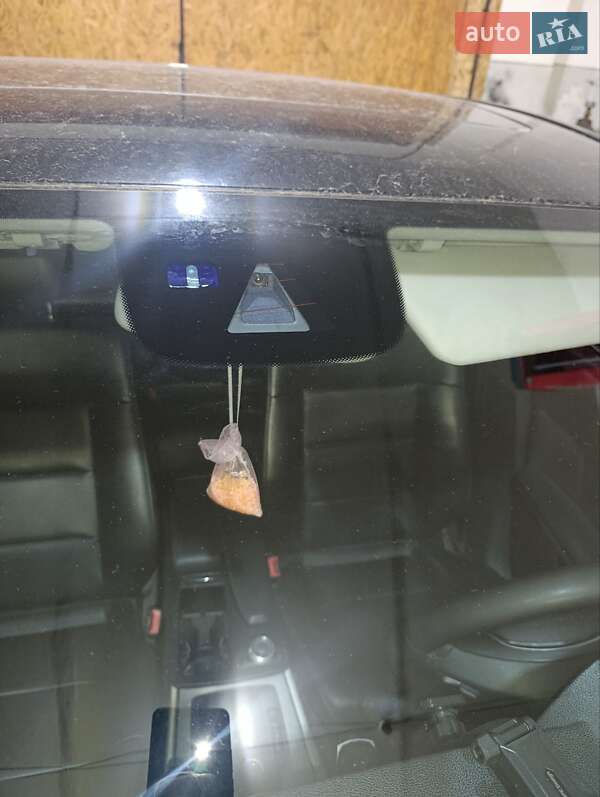 Седан Mercedes-Benz E-Class 2009 в Луцке