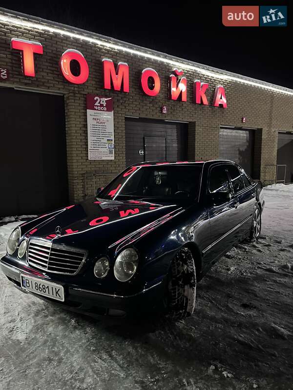 Седан Mercedes-Benz E-Class 2000 в Запоріжжі