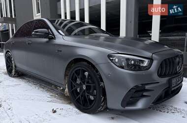 Седан Mercedes-Benz E-Class 2022 в Києві