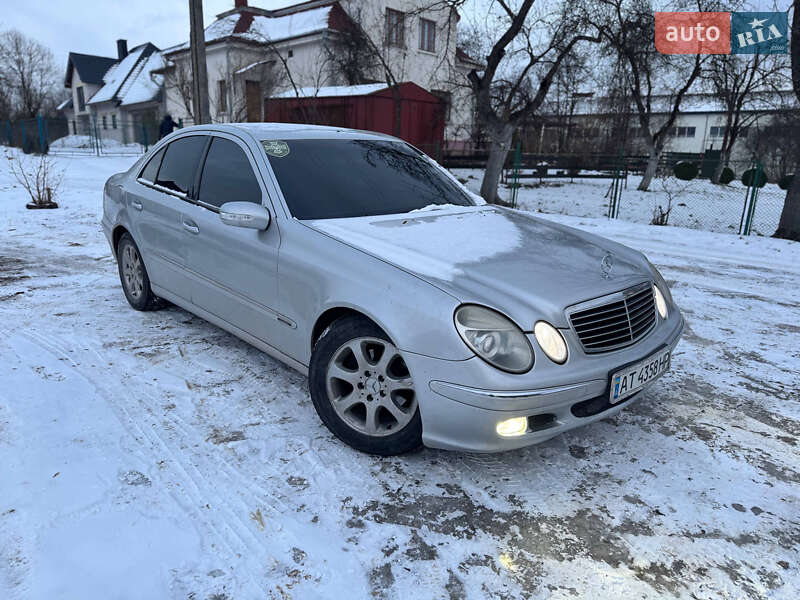 Mercedes-Benz E-Class 2002