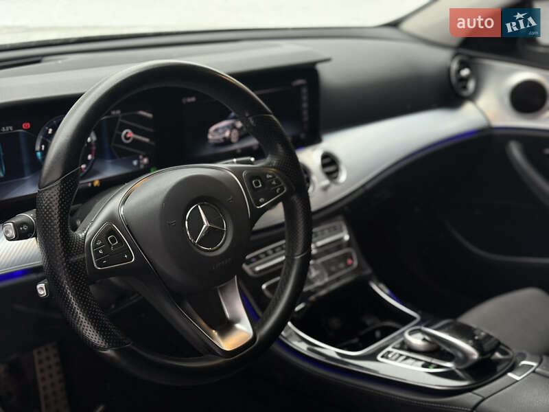 Універсал Mercedes-Benz E-Class 2017 в Івано-Франківську