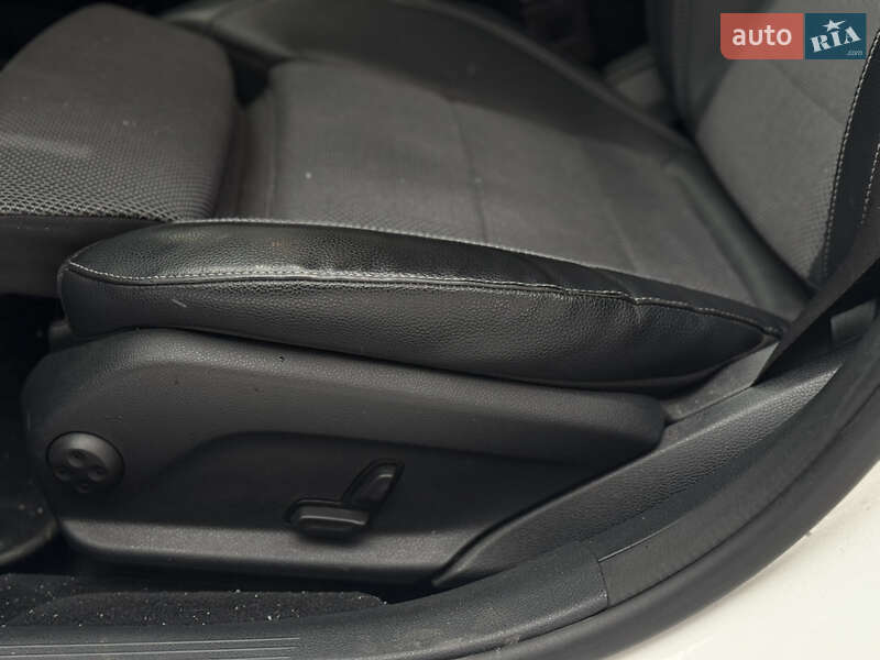 Універсал Mercedes-Benz E-Class 2017 в Івано-Франківську