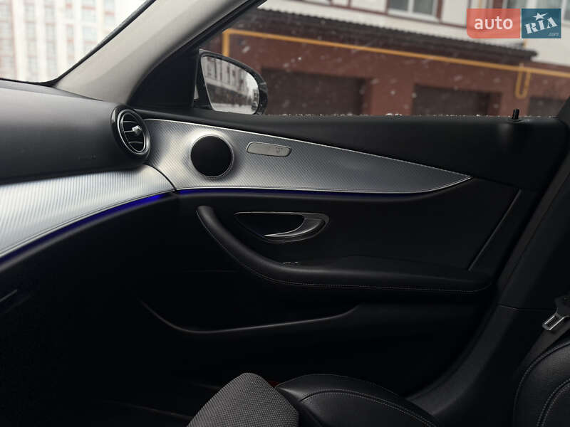 Універсал Mercedes-Benz E-Class 2017 в Івано-Франківську