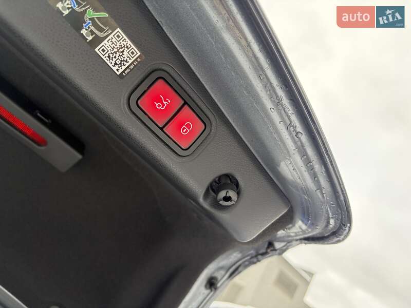 Седан Mercedes-Benz E-Class 2022 в Киеве фото 131 Седан Mercedes-Benz E-Class 2022 в Киеве