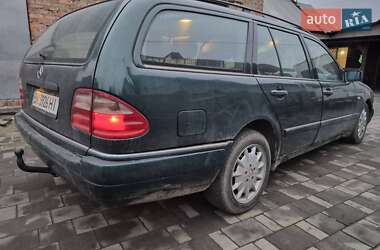 Универсал Mercedes-Benz E-Class 1998 в Ровно