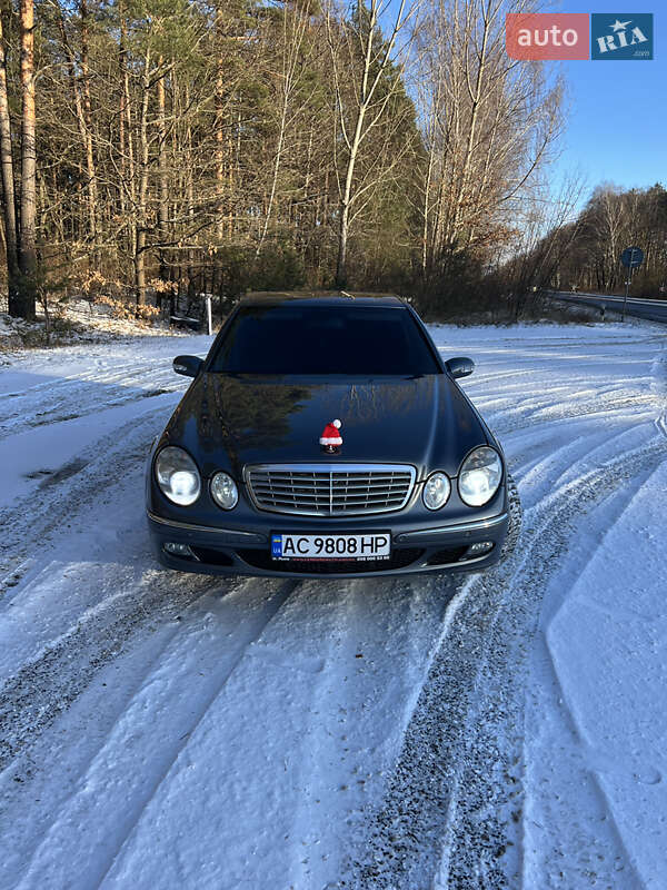 Седан Mercedes-Benz E-Class 2005 в Ковеле