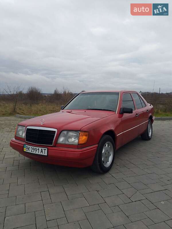 Седан Mercedes-Benz E-Class 1995 в Рівному фото 4 Седан Mercedes-Benz E-Class 1995 в Рівному
