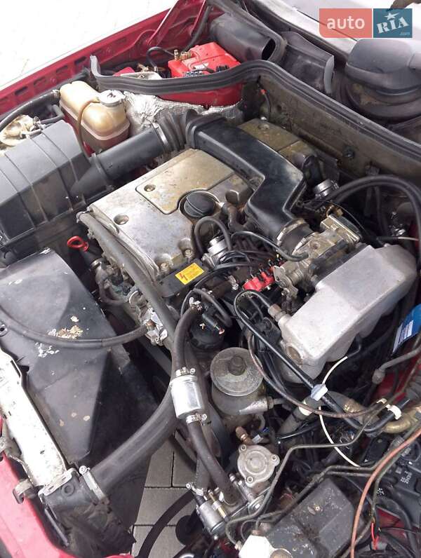 Седан Mercedes-Benz E-Class 1995 в Рівному фото 26 Седан Mercedes-Benz E-Class 1995 в Рівному