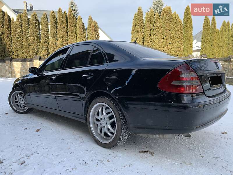 Седан Mercedes-Benz E-Class 2002 в Надвірній фото 5 Седан Mercedes-Benz E-Class 2002 в Надвірній